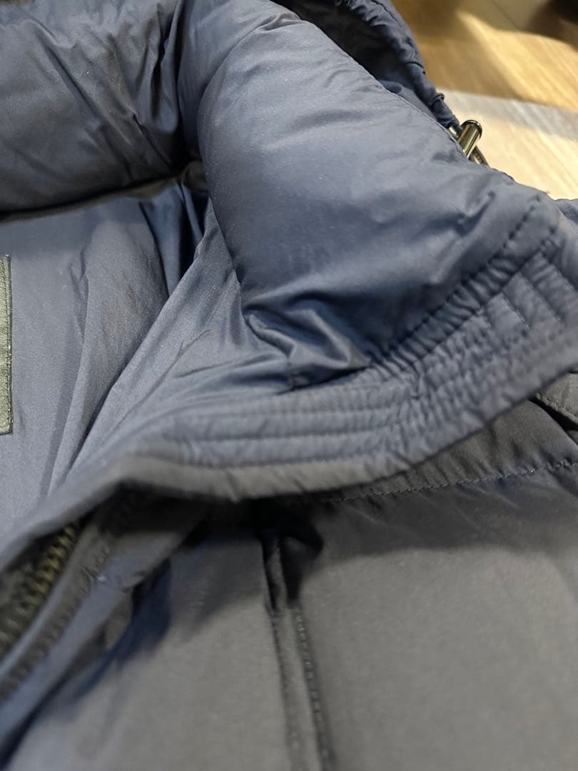 【美品】TATRAS タトラス ナイロン ダウンジャケット