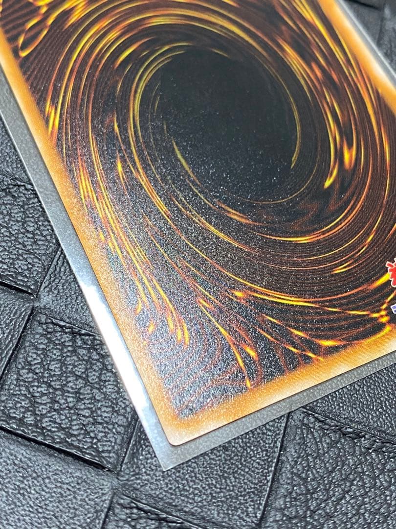 h*す様 遊戯王　ブラック・マジシャン　レリーフ　LN-53 極美品級