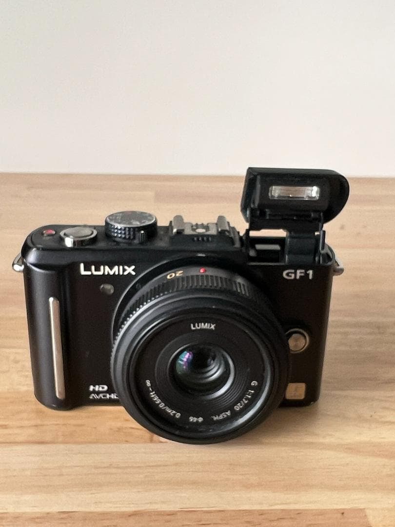 Panasonic LUMIX DMC-GF1 ＋ G 20mm F1.7