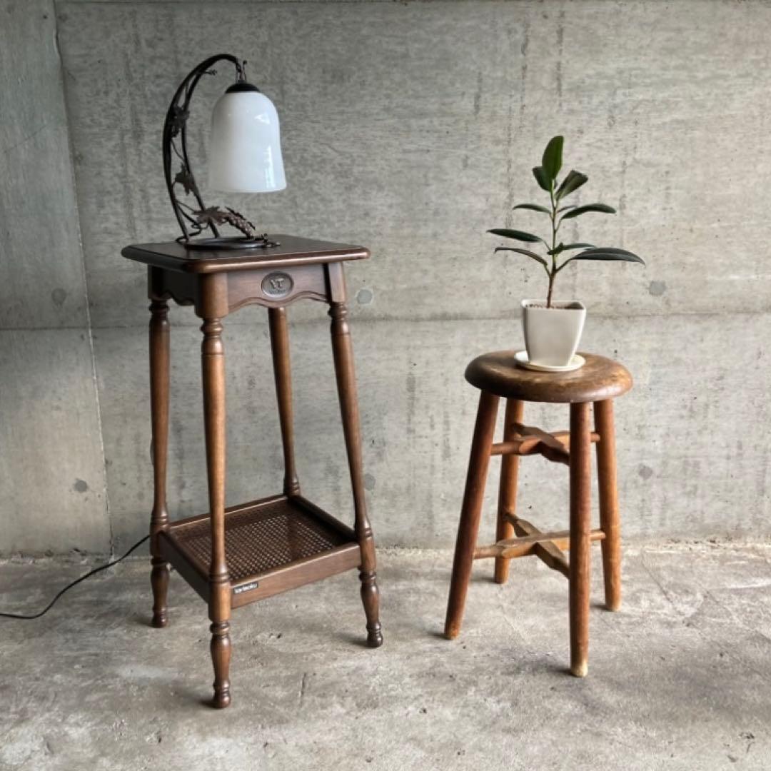 カリモク グランドコロニアル サイドテーブル 電話台 花台 木製 籐編み レトロ