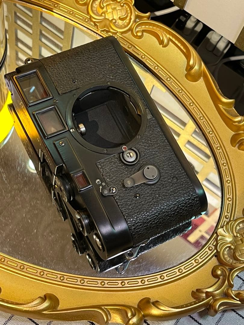 Leica M3 DSブラック 真鍮の覗く色気 動作良好