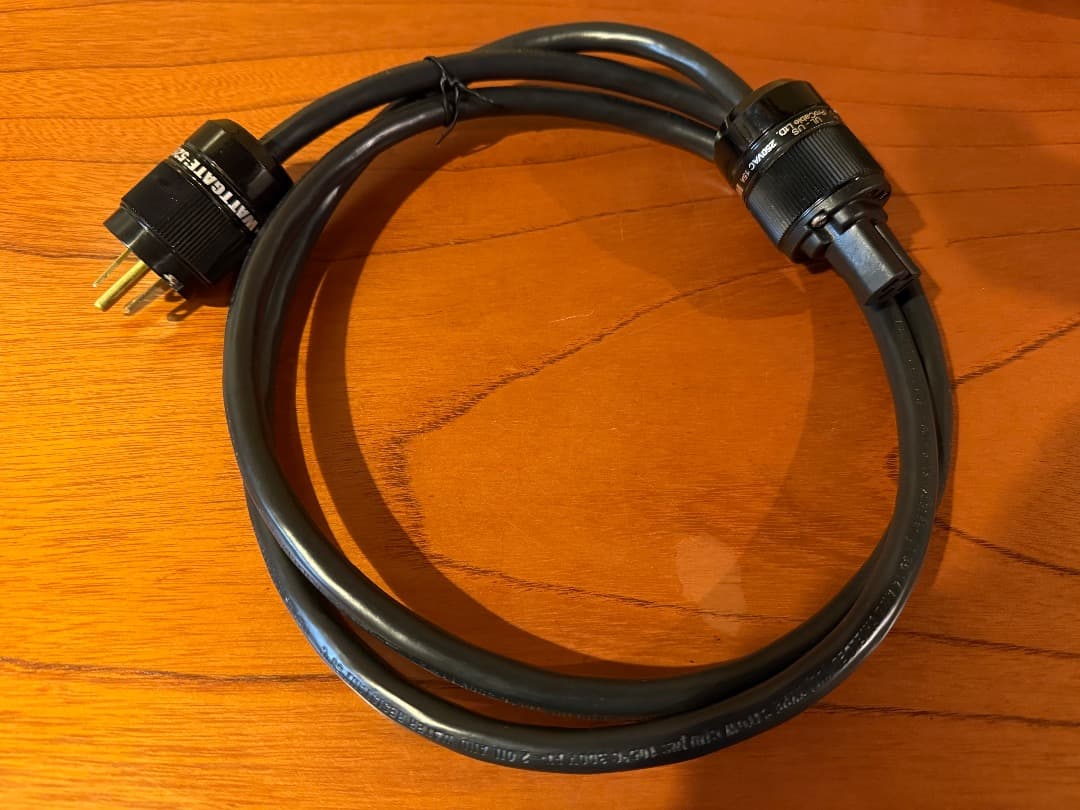 Wattgate シールド電源ケーブル 非メッキプラグ プロケーブル 1.5m①