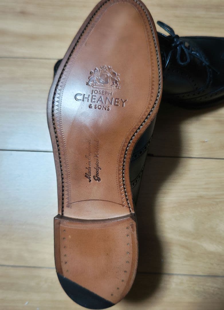 1/12まで値下げ　【未使用】ジョセフ チーニー　8(26.5〜27cm相当)