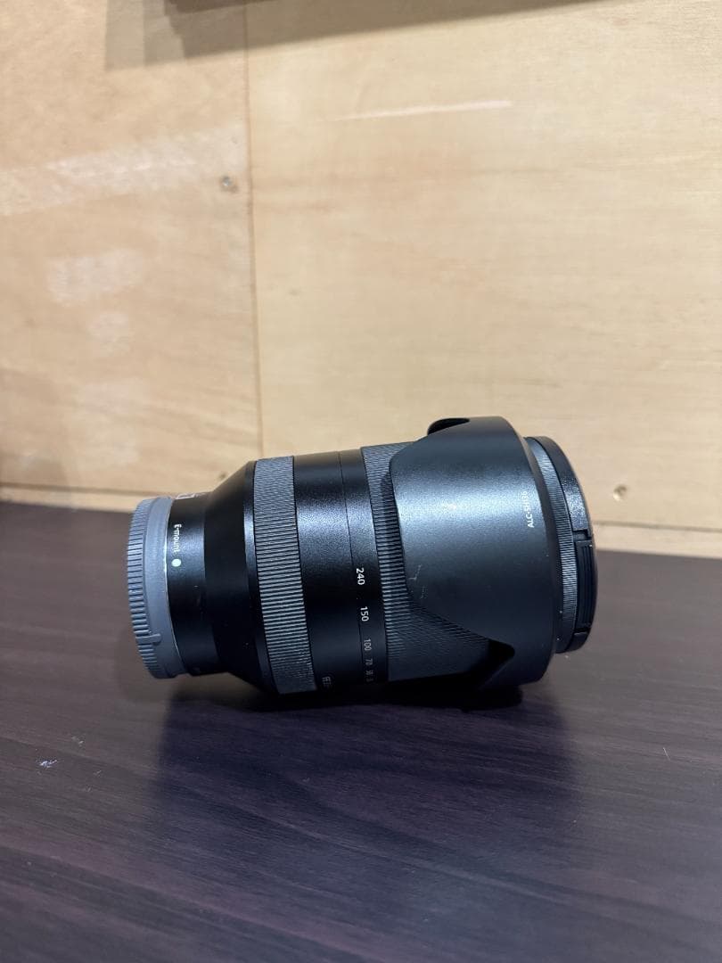 ソニー SONY　SEL24240（ジャンク品）