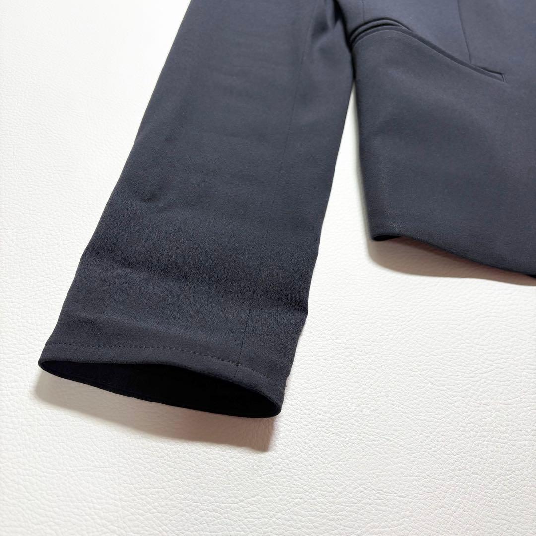 Beige, ベイジ CINDY ノーカラージャケット 近年 ネイビー サイズ2