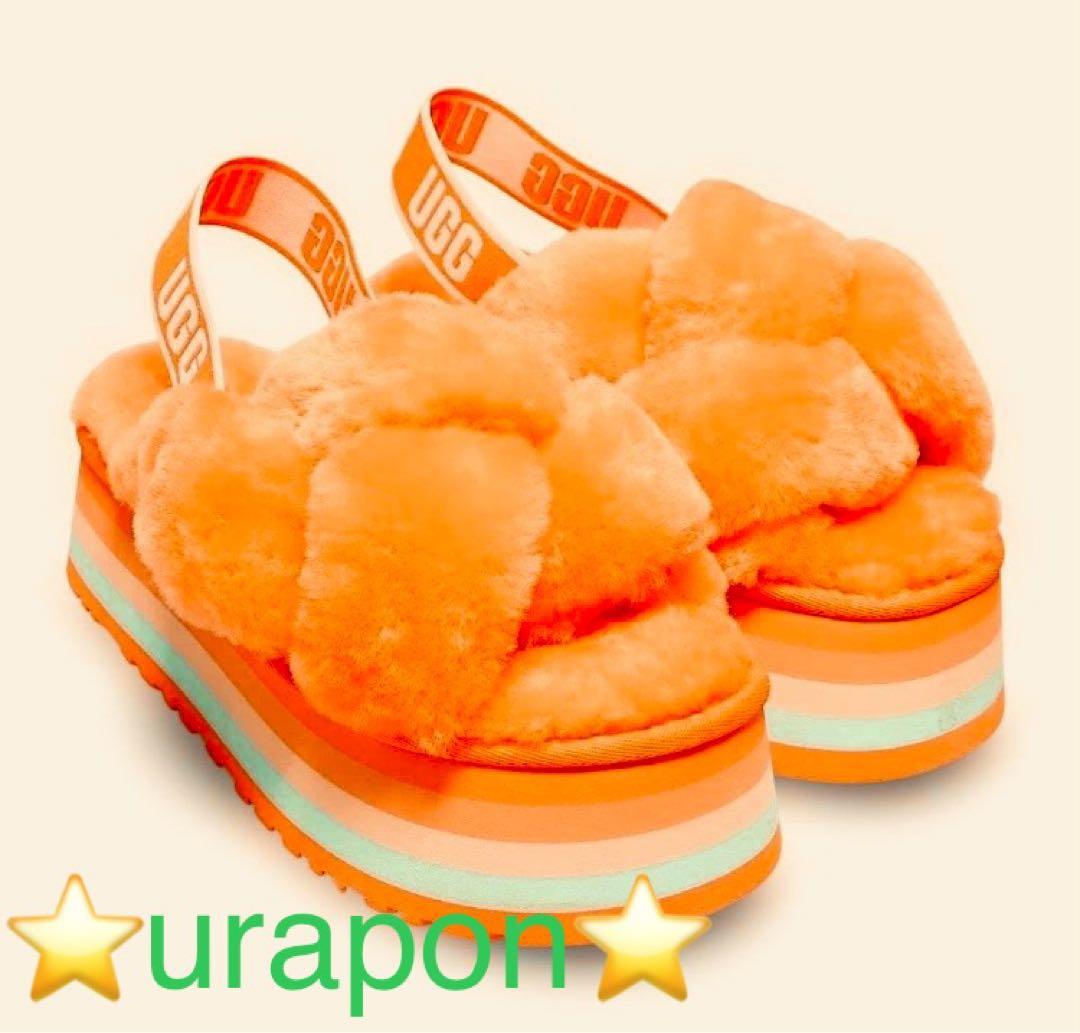 入手困難・激レア✨展示品✨25素足✨UGG✨DISCO KNOT SLIDE