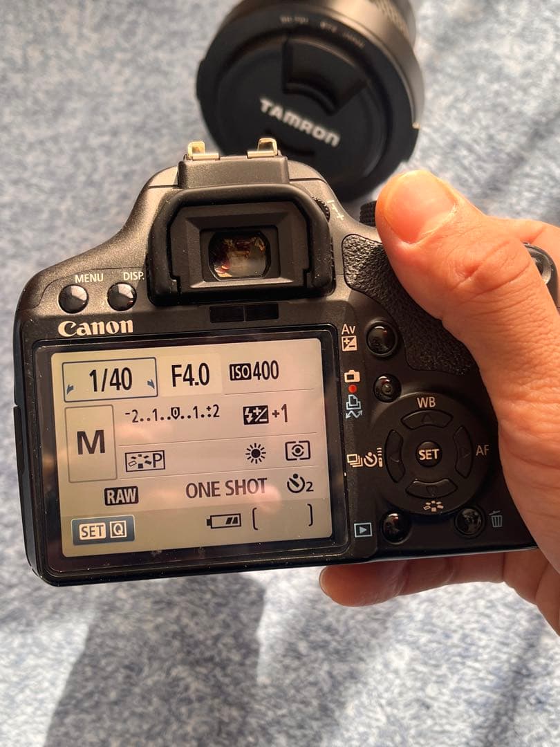 Canon デジタル一眼レフカメラ EOS KISS X3 タムロンのレンズ付き