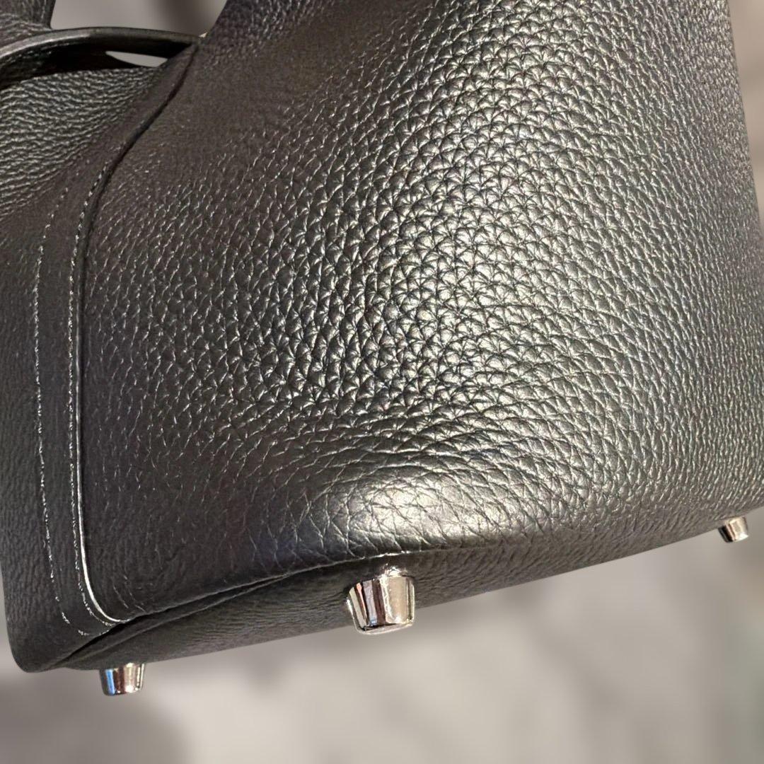 本革　レザー　キューブバッグ PM ブラック×シルバー