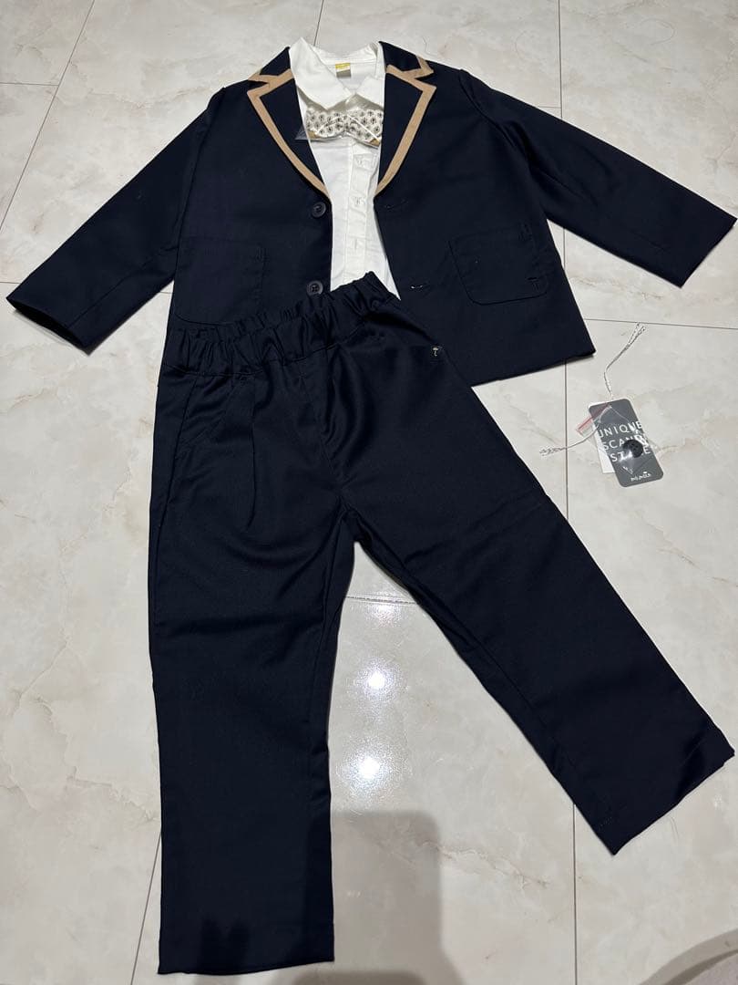 週末限定値下げ！！モイモルン フォーマル スーツ 110cm