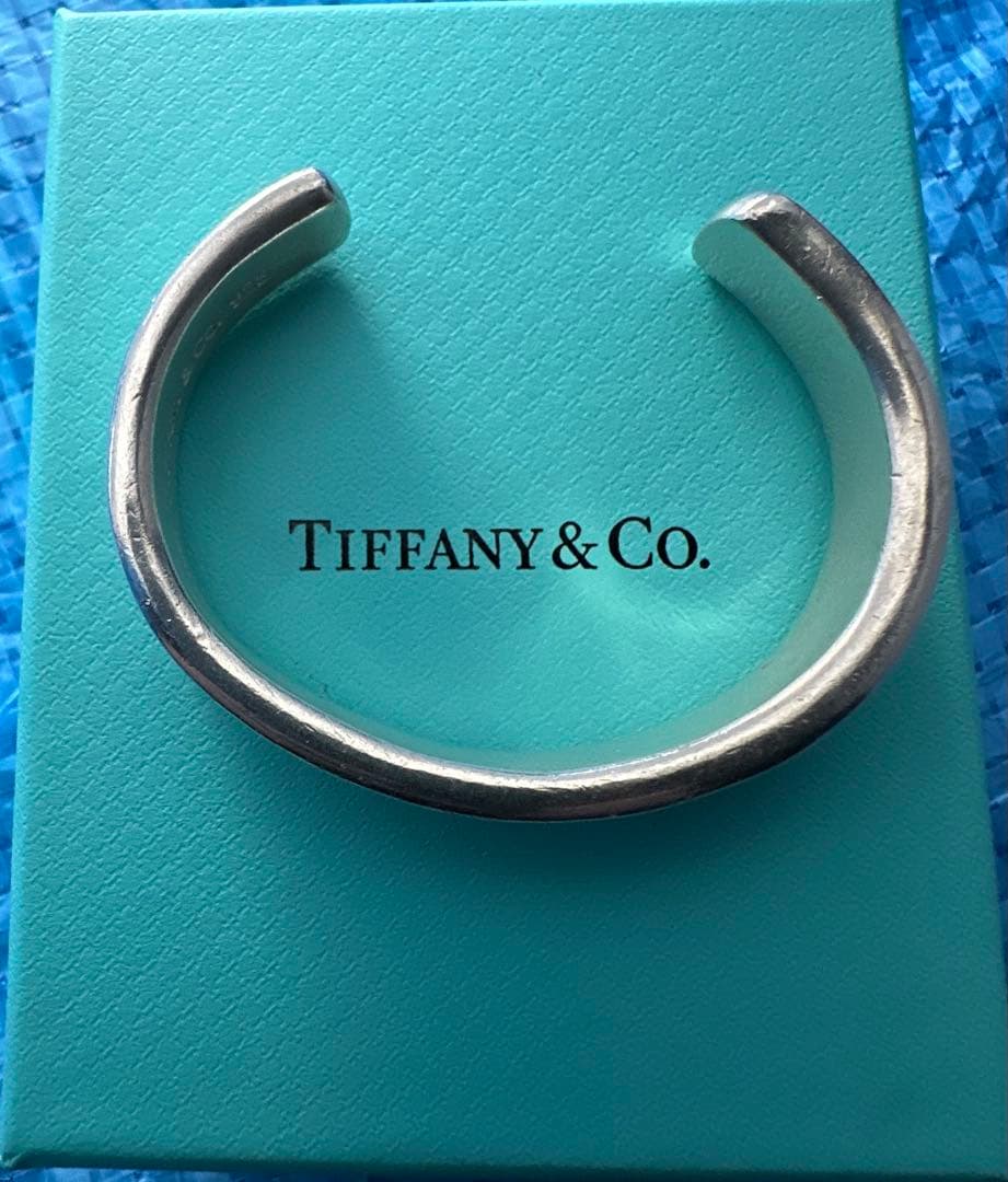 ティファニー1837バングル