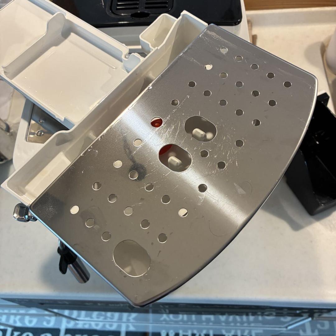 【ジャンク】デロンギ マグニフィカS ECAM22112W 全自動コーヒーマシン