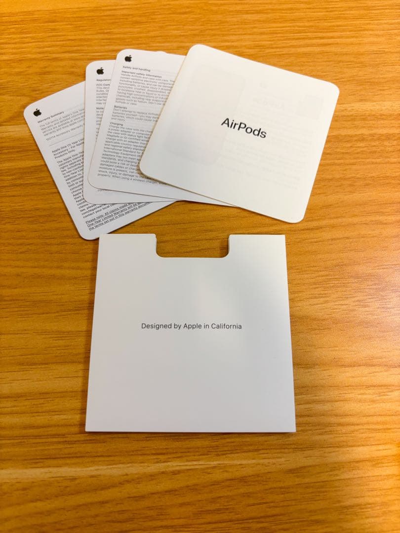 【美品】Apple AirPods 第3世代 A2564 シリコンケース付