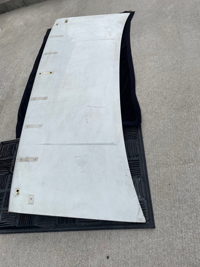 トヨタ純正 AE86 レビンリア トランク