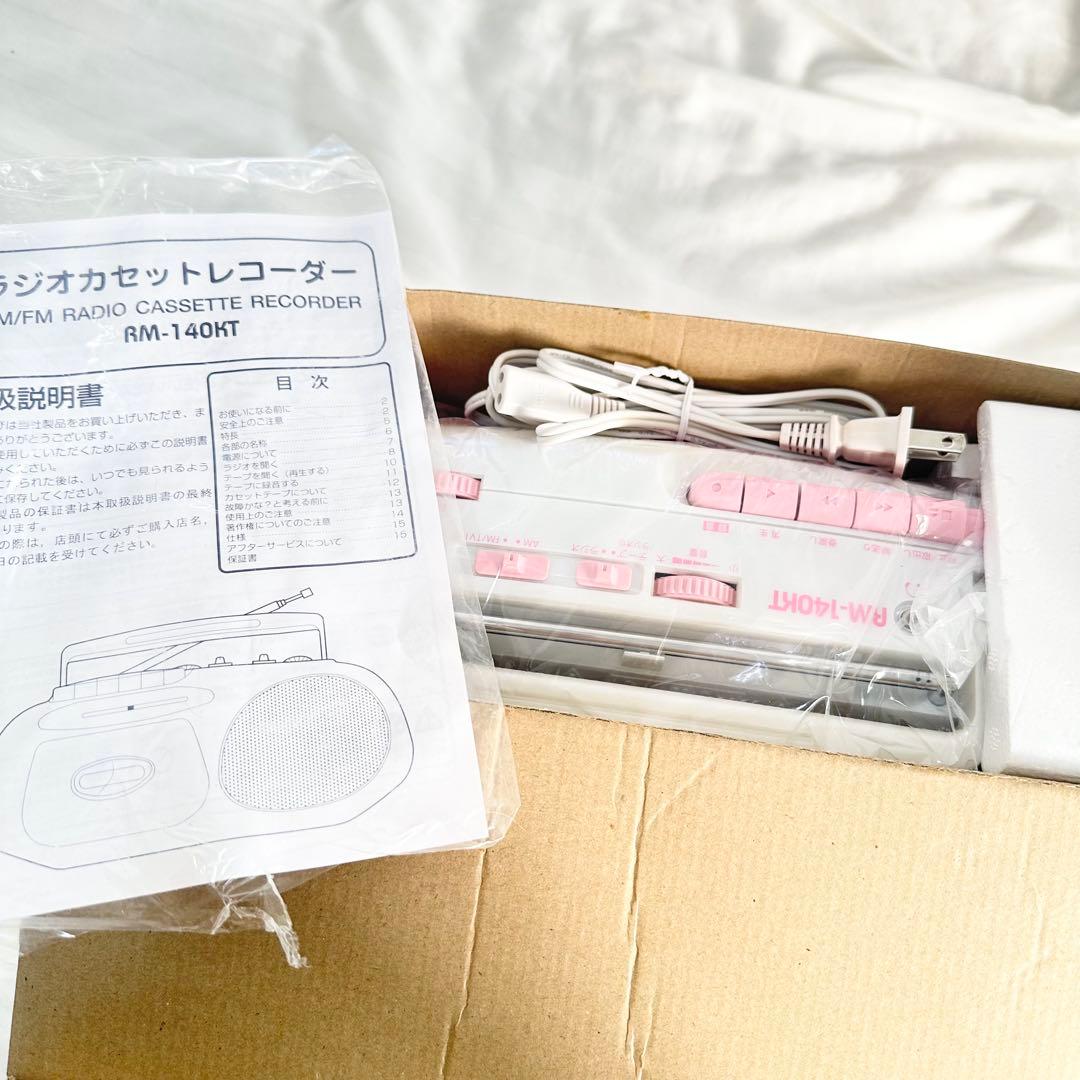 サンリオ ハローキティ モノラル ラジオカセット レコーダー RM-140KT