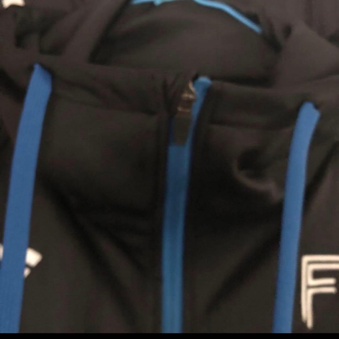 北海道日本ハムファイターズフード付き黒　監督・選手愛用2XL売り切れ終了