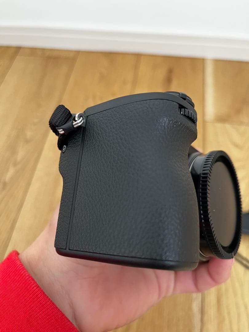 SONY a6700 ミラーレス一眼　美品