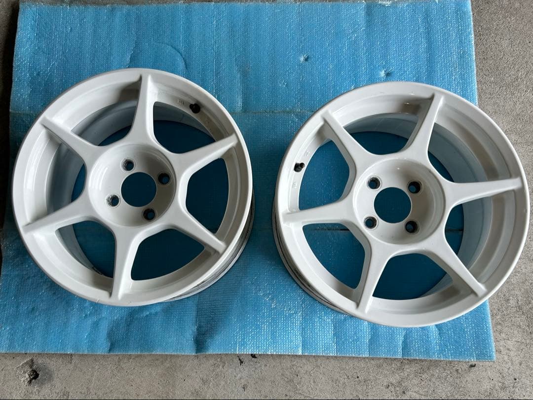 P1 レーシング　15インチ　7J ＋38 4穴　PCD 100