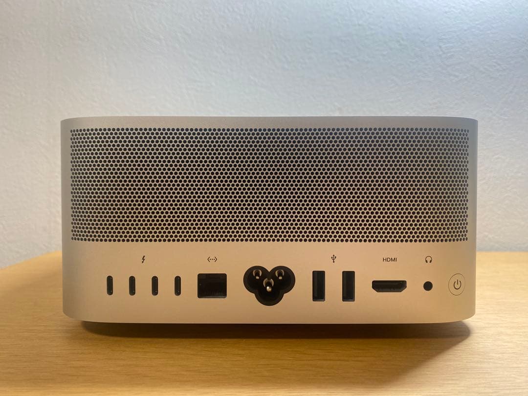 美品Mac Studio M1 Max メモリ32GB / SSD 512GB