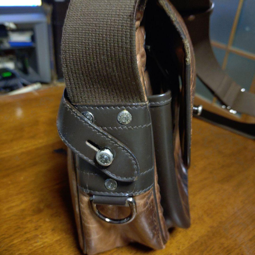 HUNTINGワールド ショルダーバッグ