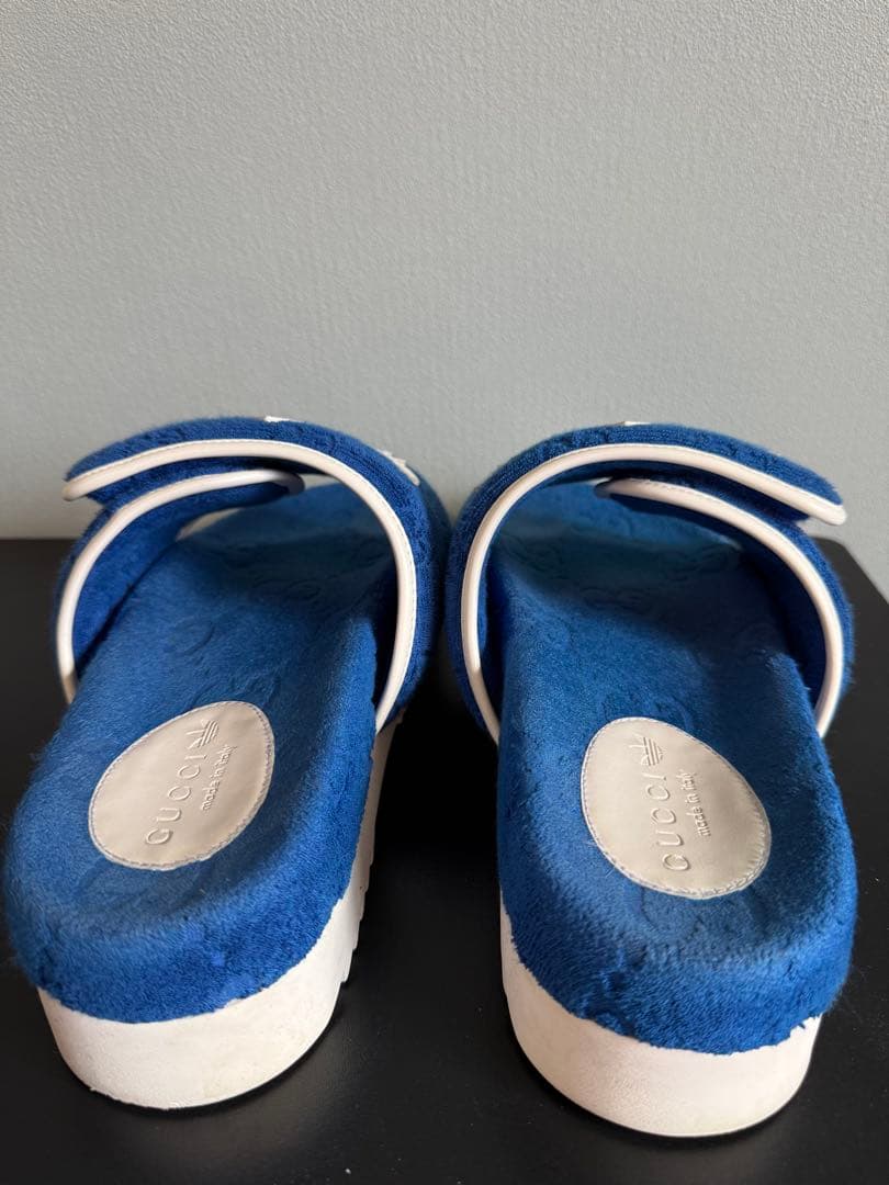 Gucci✖︎adidas 青 スエード タオル生地 サンダル