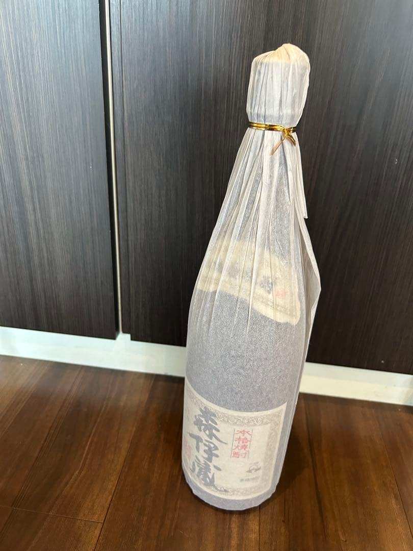 未開封 焼酎 布包み　森伊蔵（1800ml）
