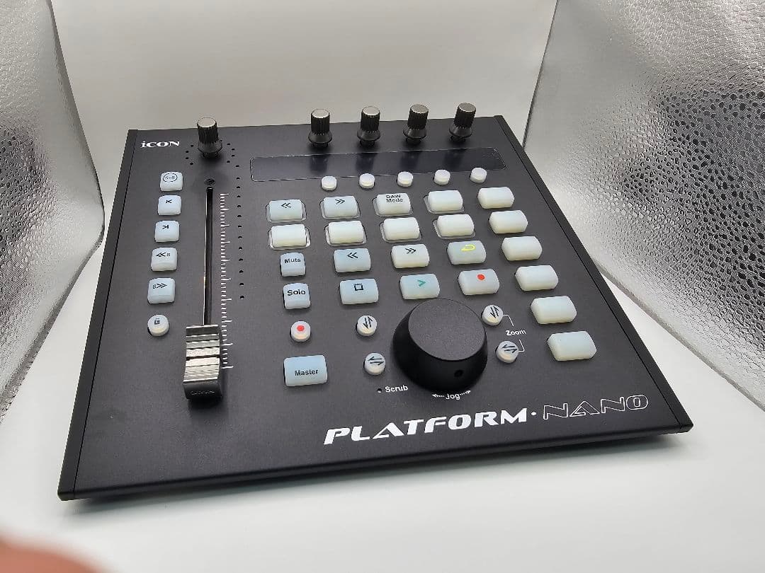 PLATFORM-NANO DAWコントローラー