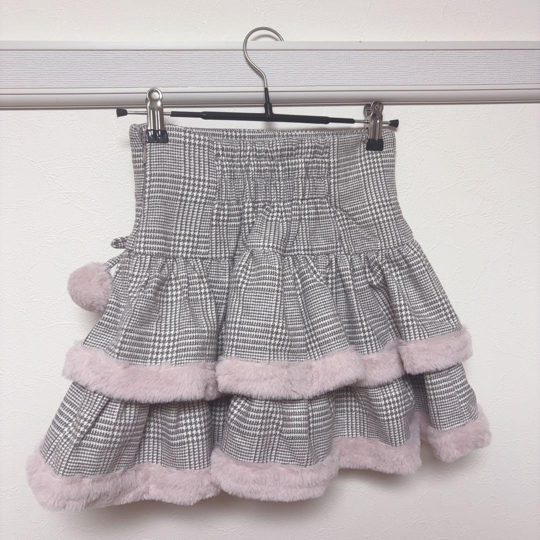 pium ぴうむ ファー付きティアードミニスカート グレーチェック