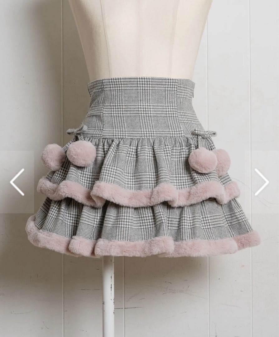 pium ぴうむ ファー付きティアードミニスカート グレーチェック