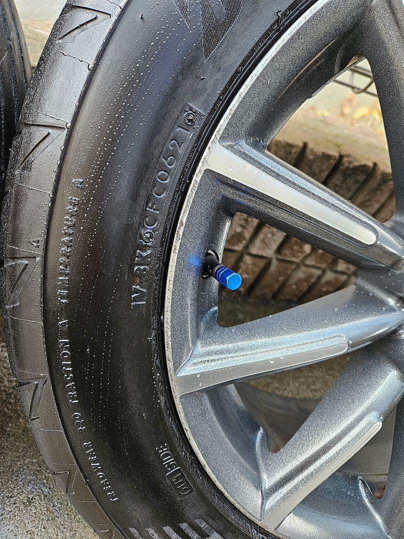 ①トヨタ 86 ZN6 純正ホイール 16インチ