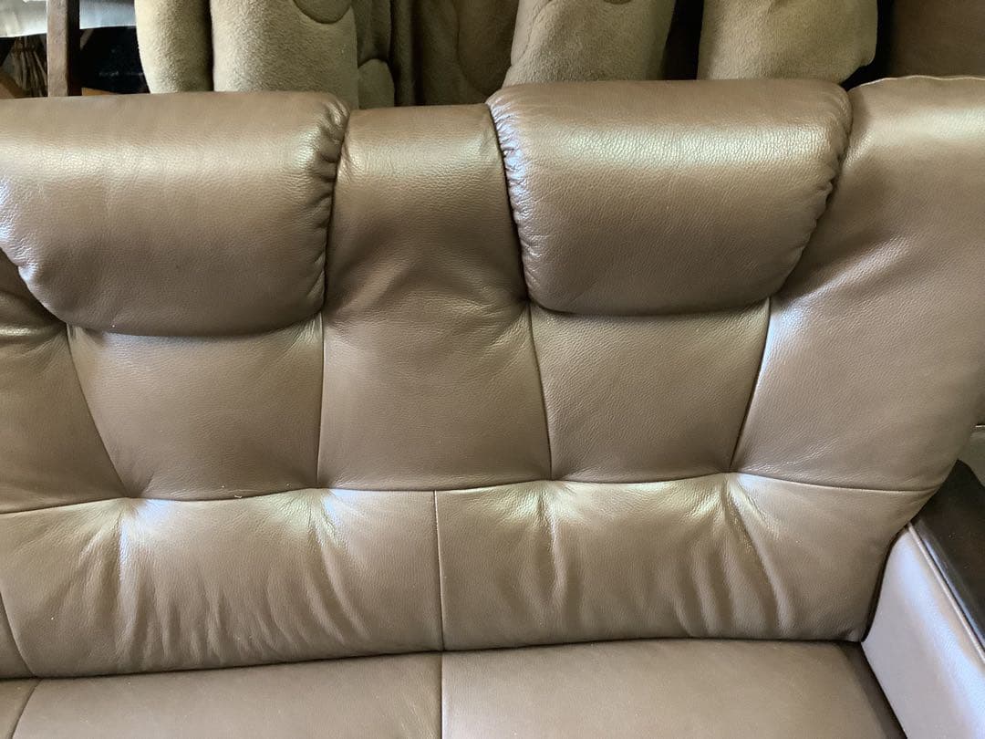 ①カリモク家具 3人掛けソファ｜ハイバック