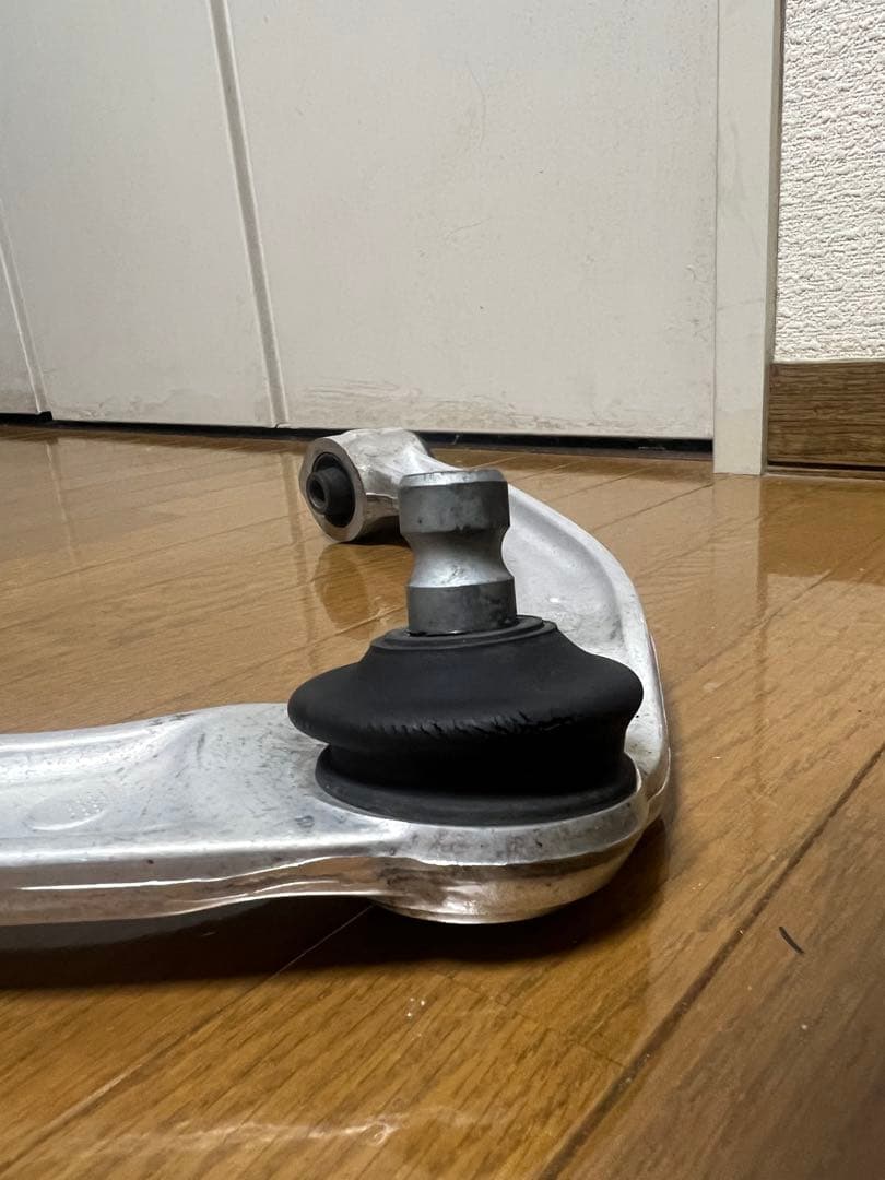 sv36クーペ純正アッパーアーム