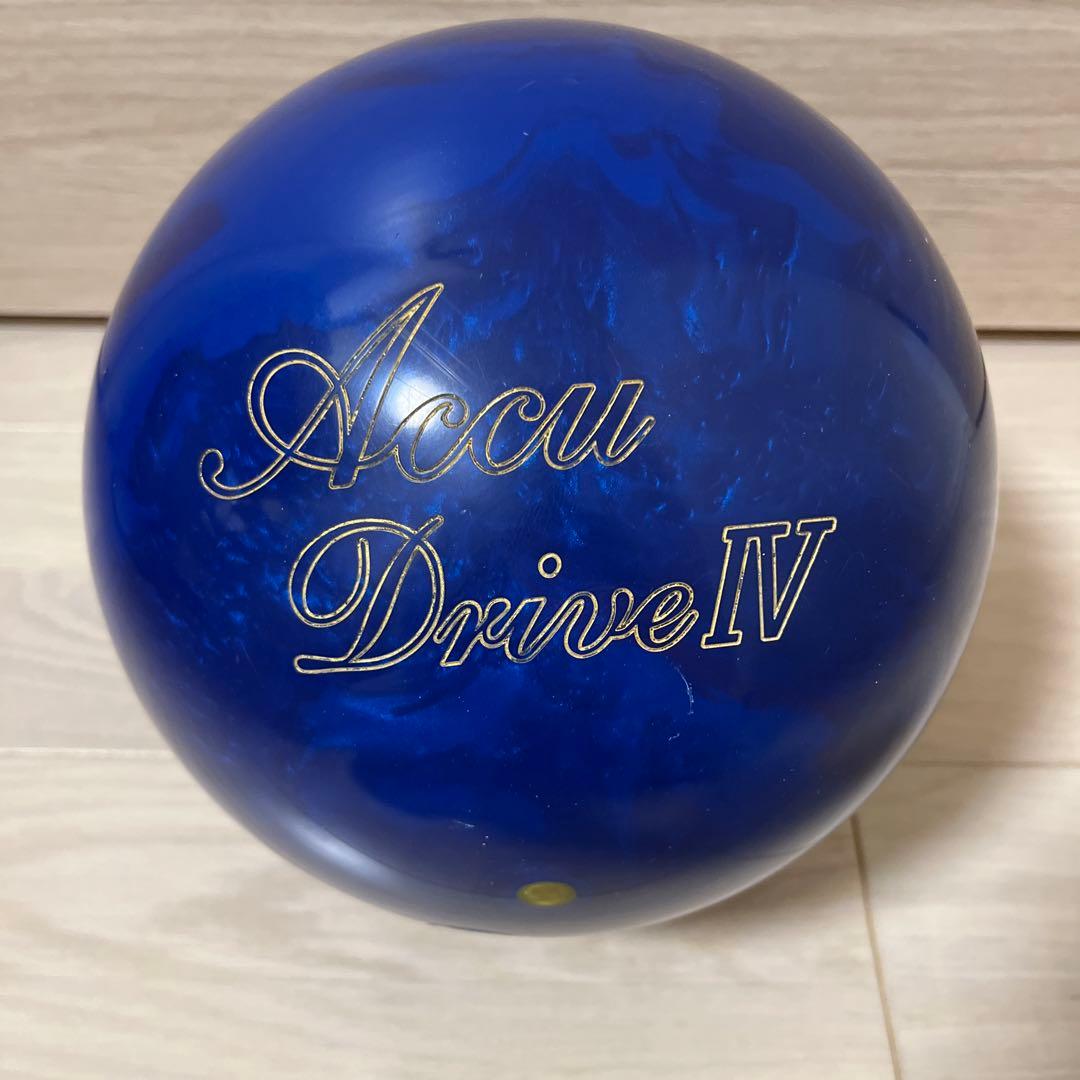 Accu Drive IV ボウリングボール