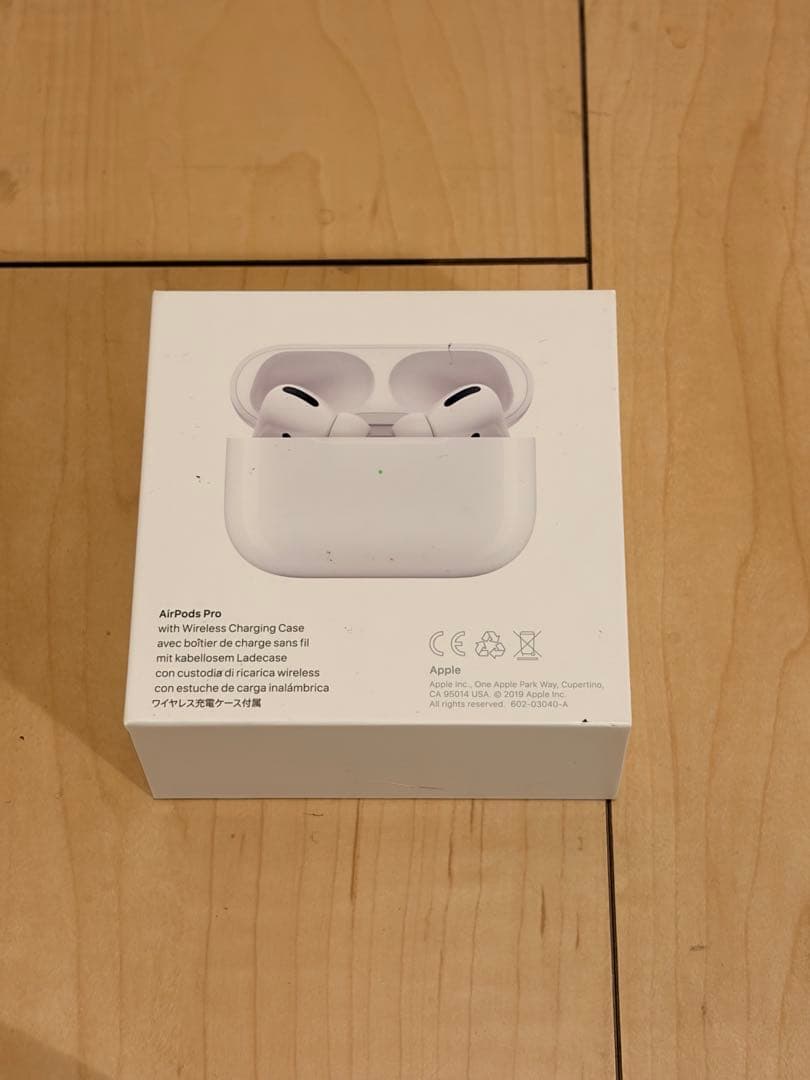 Apple AirPods Pro 本体 充電ケース付き