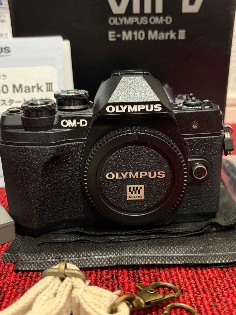 OLYMPUS OM-D E-M10 Mark III本体最終値下げ！
