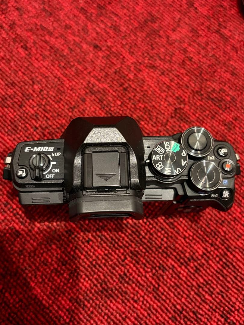 OLYMPUS OM-D E-M10 Mark III本体最終値下げ！