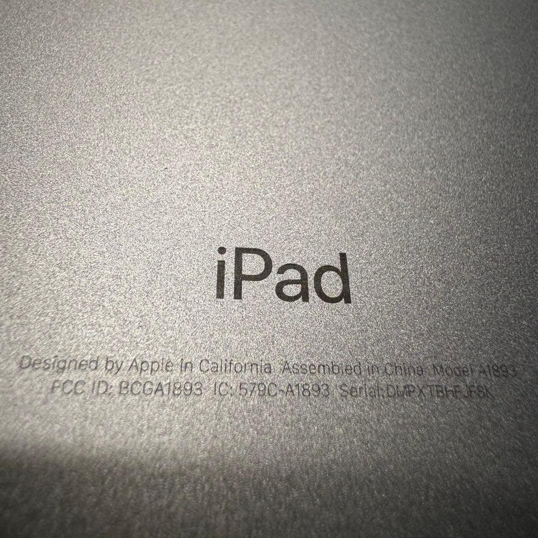Apple iPad 第6世代 32GB シルバー