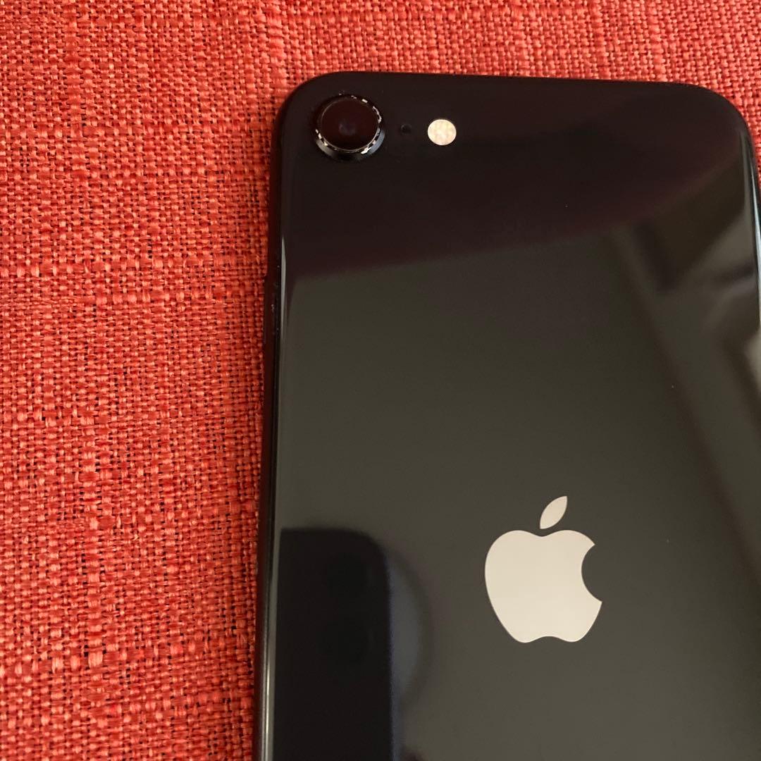 Apple iPhone SE2ブラック 本体 ２台 左64G 右128G