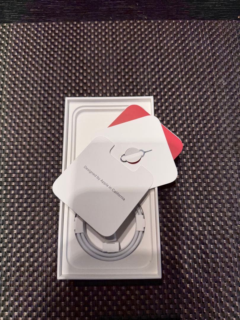 iPhone13 PRODUCT RED 256GB SIMフリー A2631