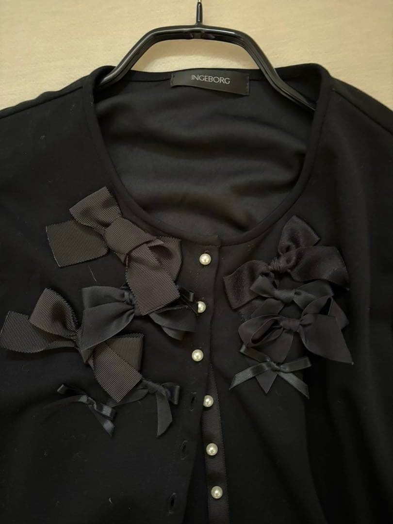 インゲボルグ　INGEBORG リボン　カーディガン　ボレロトップス　ブラック
