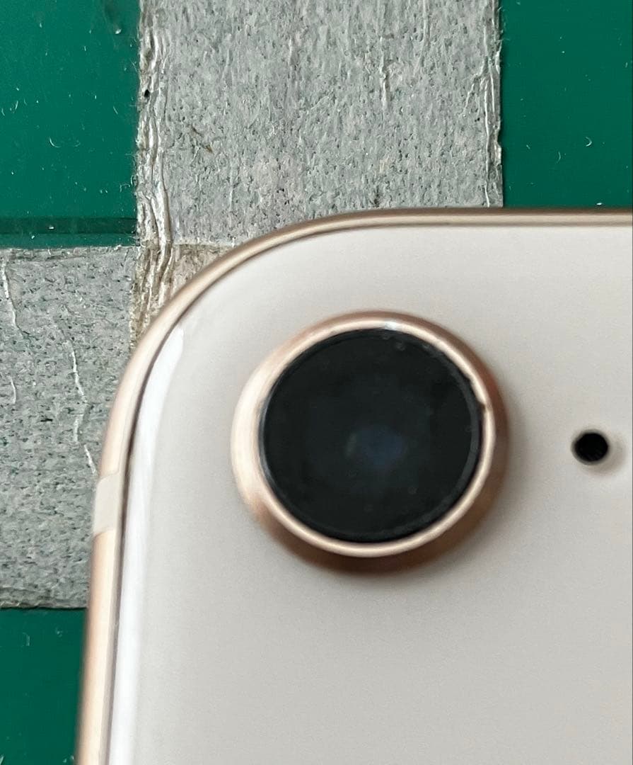 iPhone 8 256GB SoftBank SIMロック解除済み