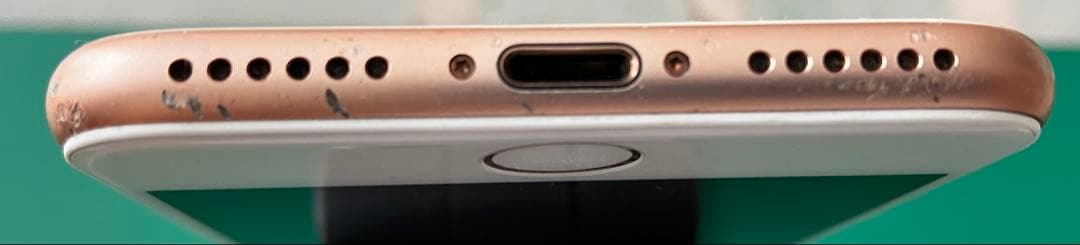 iPhone 8 256GB SoftBank SIMロック解除済み