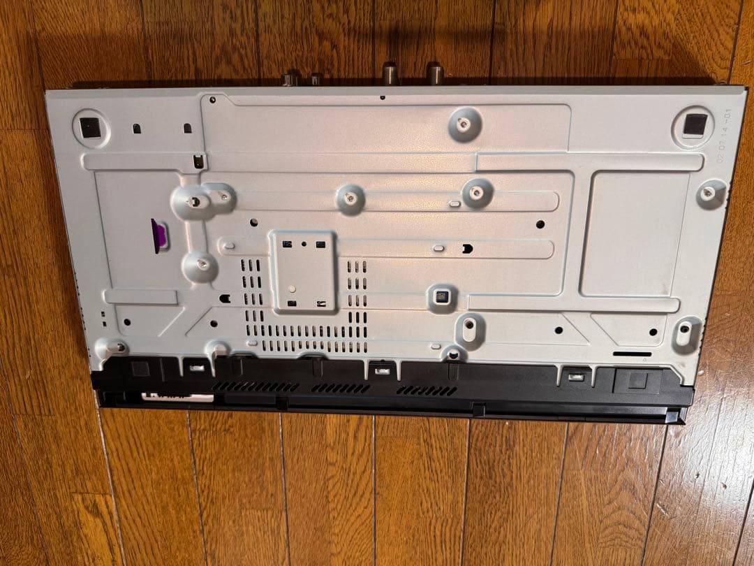 SONY BDZ‑EW1100 ブルーレイレコーダー　新品リモコン付 送料込