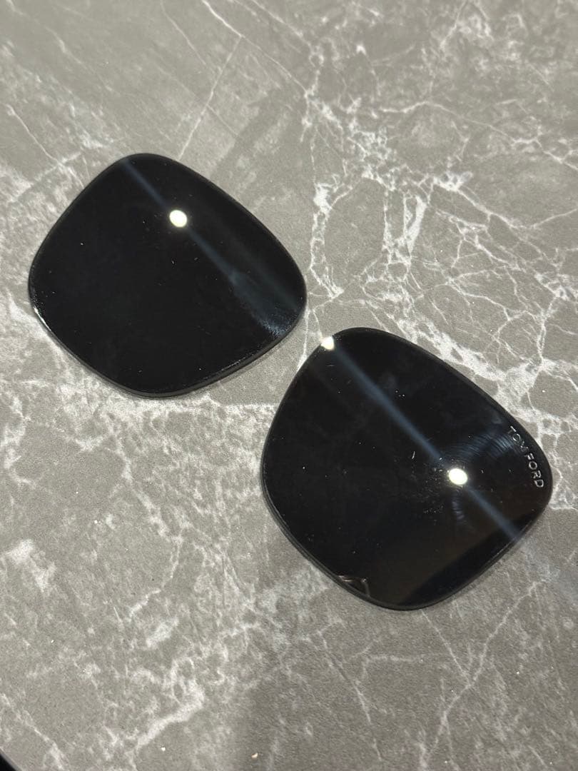 定価75000 TOM FORD サングラス J 5919 TF891 K