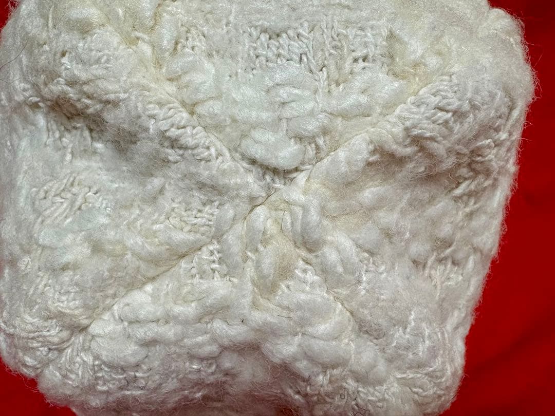 ❤️ 未使用　TRICOT CHIC ホワイトファー耳あて付き　タグ付き　58