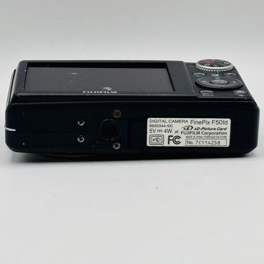 動作確認済み　FUJIFILM FinePix F50fd デジタルカメラ