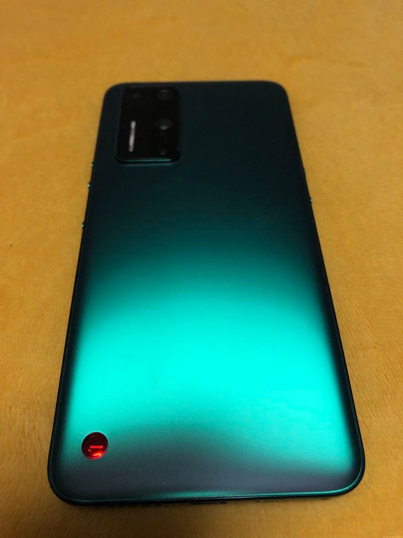 Smartisan nut R2 12+256G と　TNT Go セット