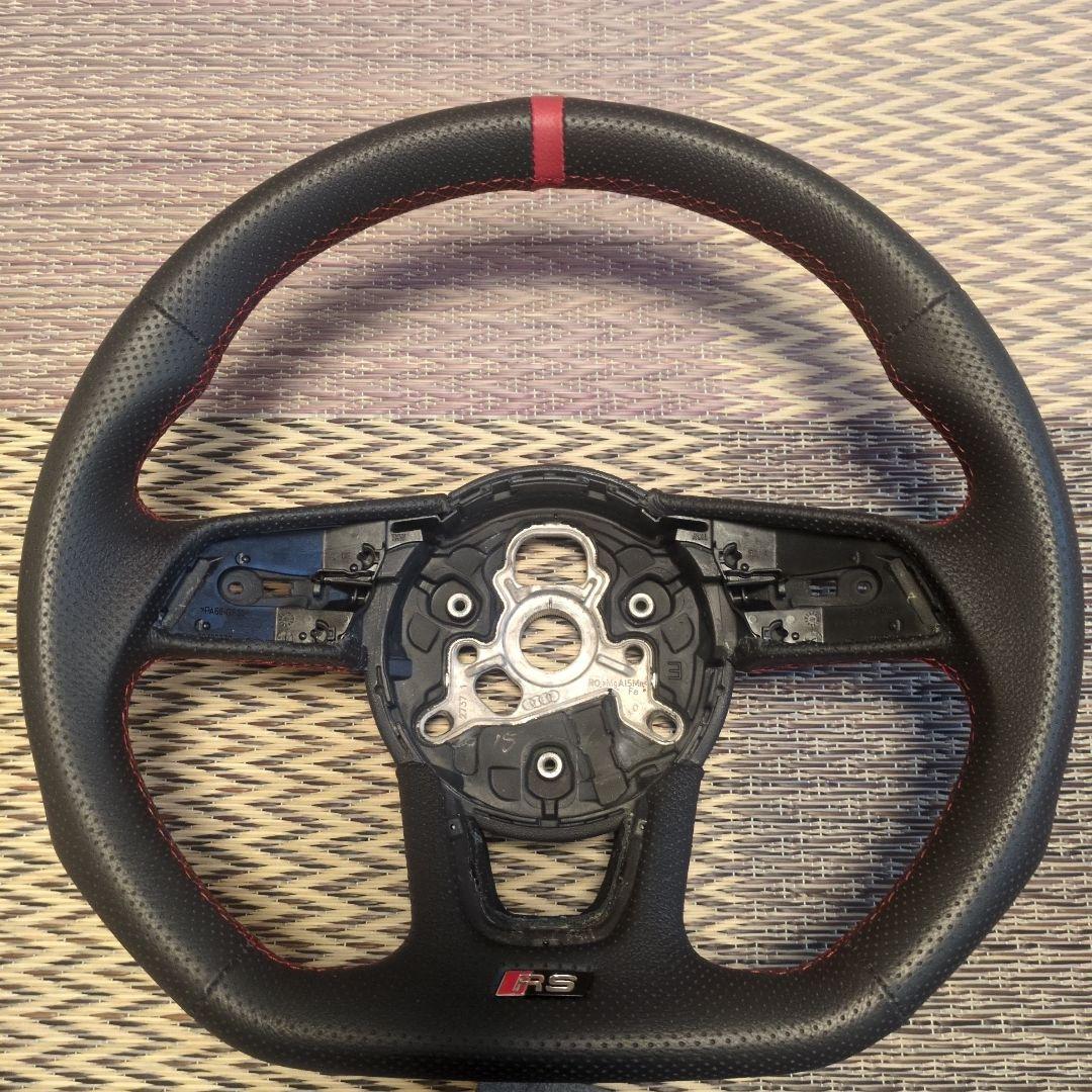 アウディaudi ステアリング・ハンドル RS3