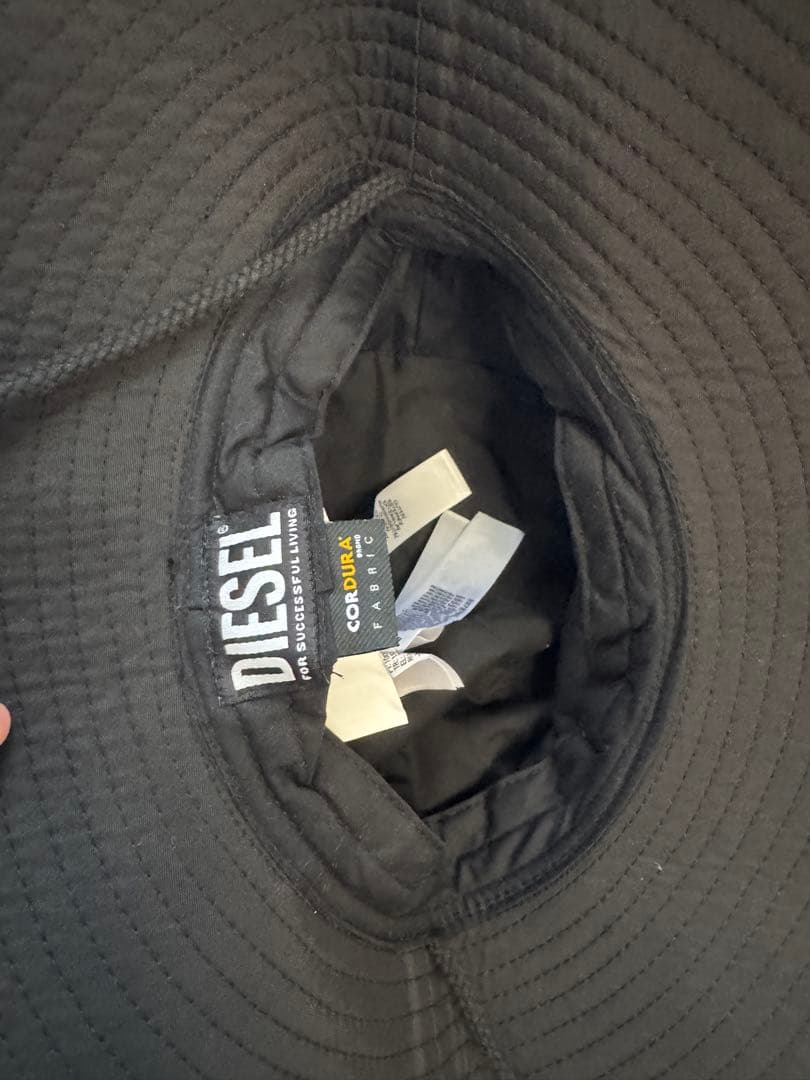 ディーゼル　DIESEL バケットハット　つば広　帽子　ロゴ　ブラック　黒　夏