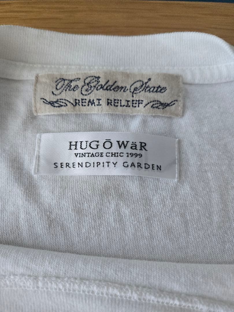 HUG Ō Wār ×レミレリーフ ヴィンテージ風コラボ Tシャツ
