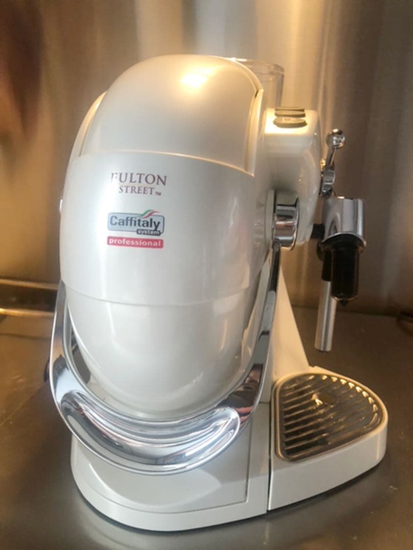 カプセルマシーン☆フルトンストリート　☆かなりきれい❣️除石灰剤付き